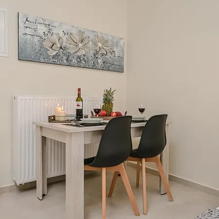 Hermes Luxury - Naxos Center * Naxos City